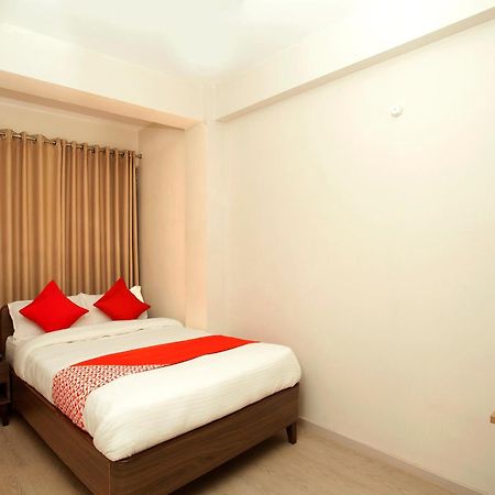 Oyo 626 Hotel Himchuli Katmandu Kültér fotó