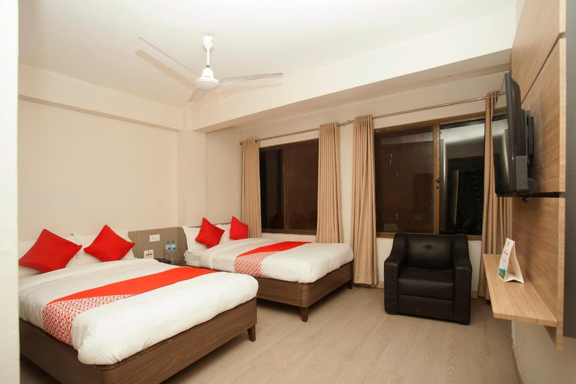 Oyo 626 Hotel Himchuli Katmandu Kültér fotó