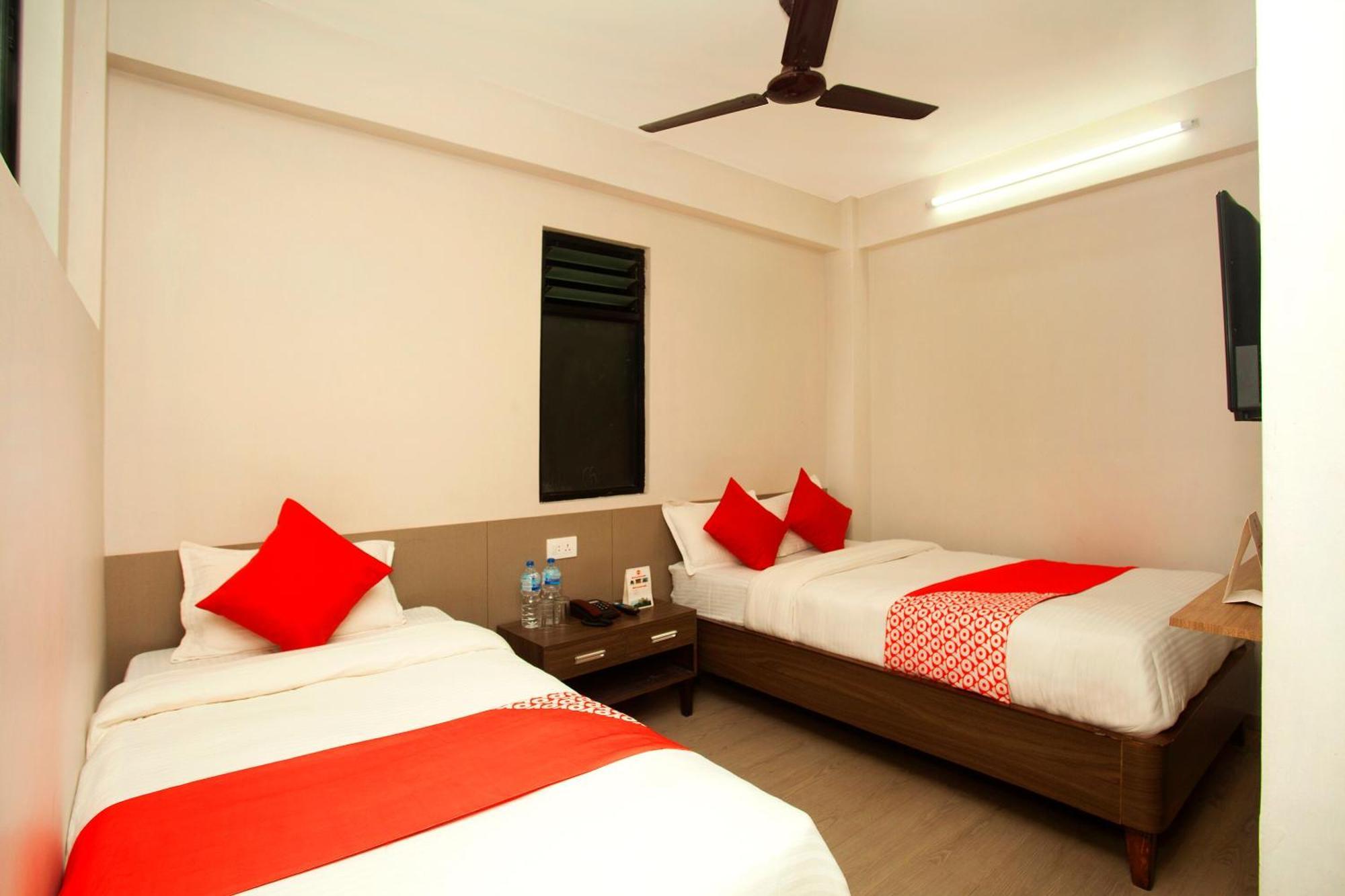 Oyo 626 Hotel Himchuli Katmandu Kültér fotó