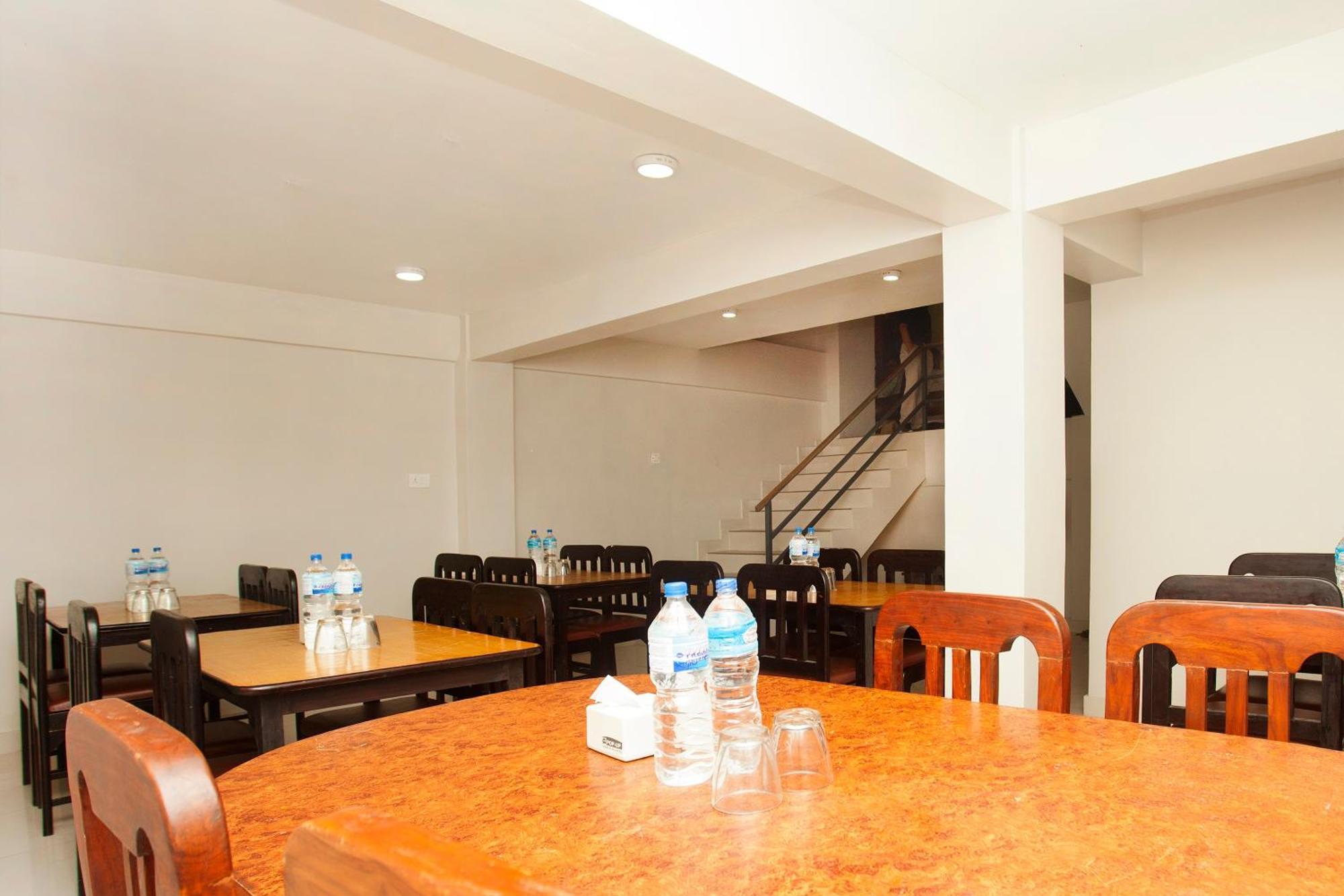 Oyo 626 Hotel Himchuli Katmandu Kültér fotó