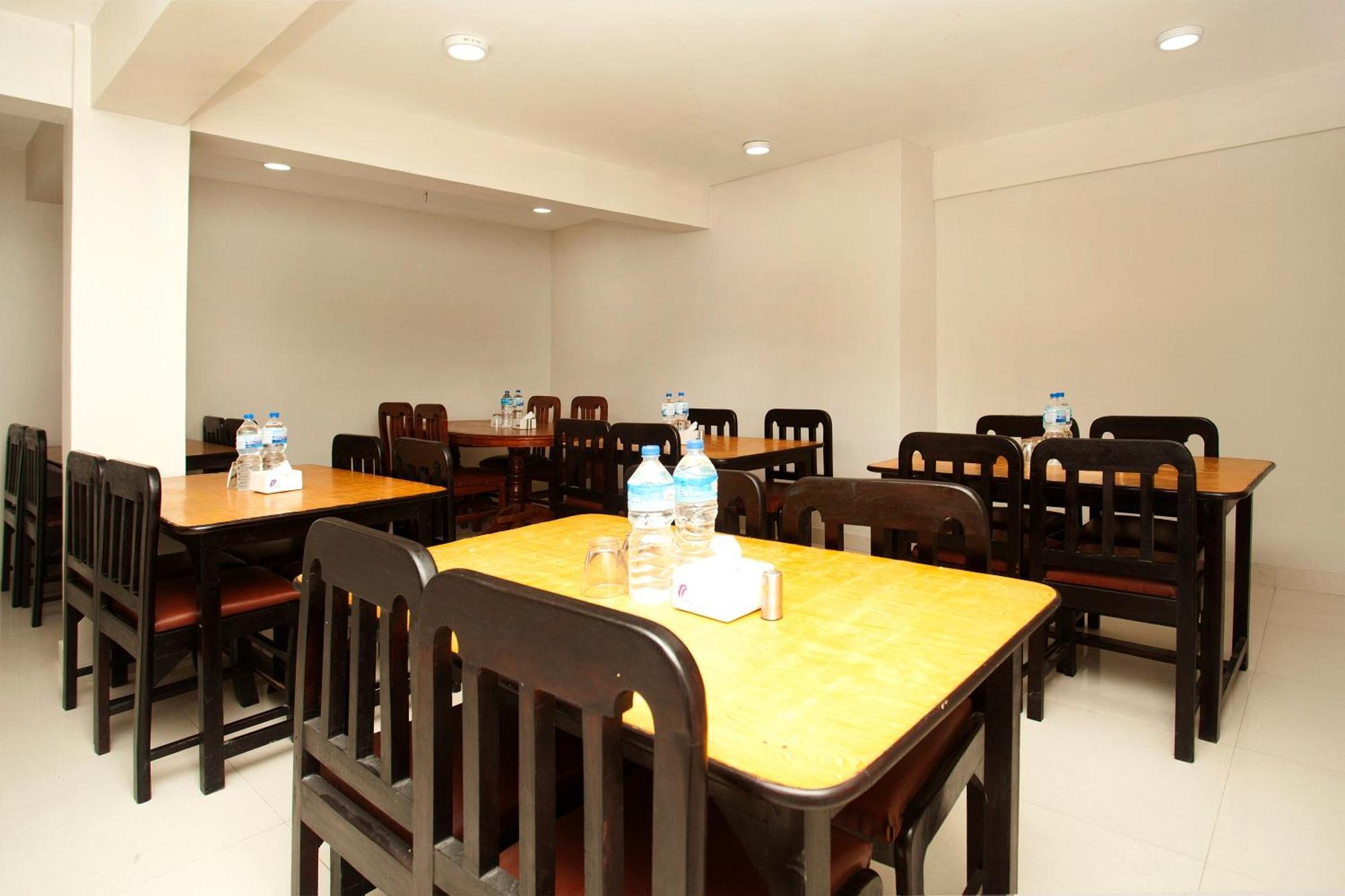 Oyo 626 Hotel Himchuli Katmandu Kültér fotó